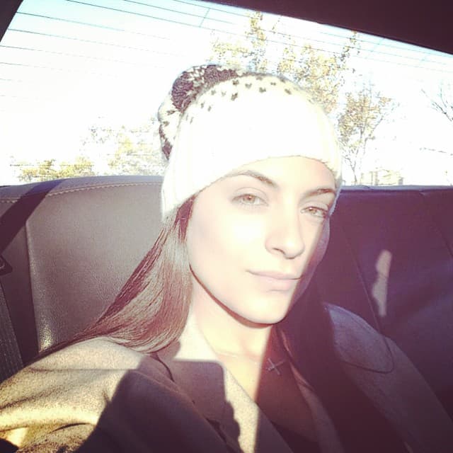 Ana ingresó al Centro de Educación Artística "CEA" para estudiar actuación y formarse como actriz.