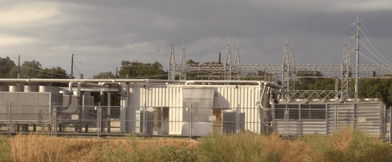 Esta transferencia de tierra significa una victoria para la comunidad, que por décadas luchó para erradicar la planta eléctrica.