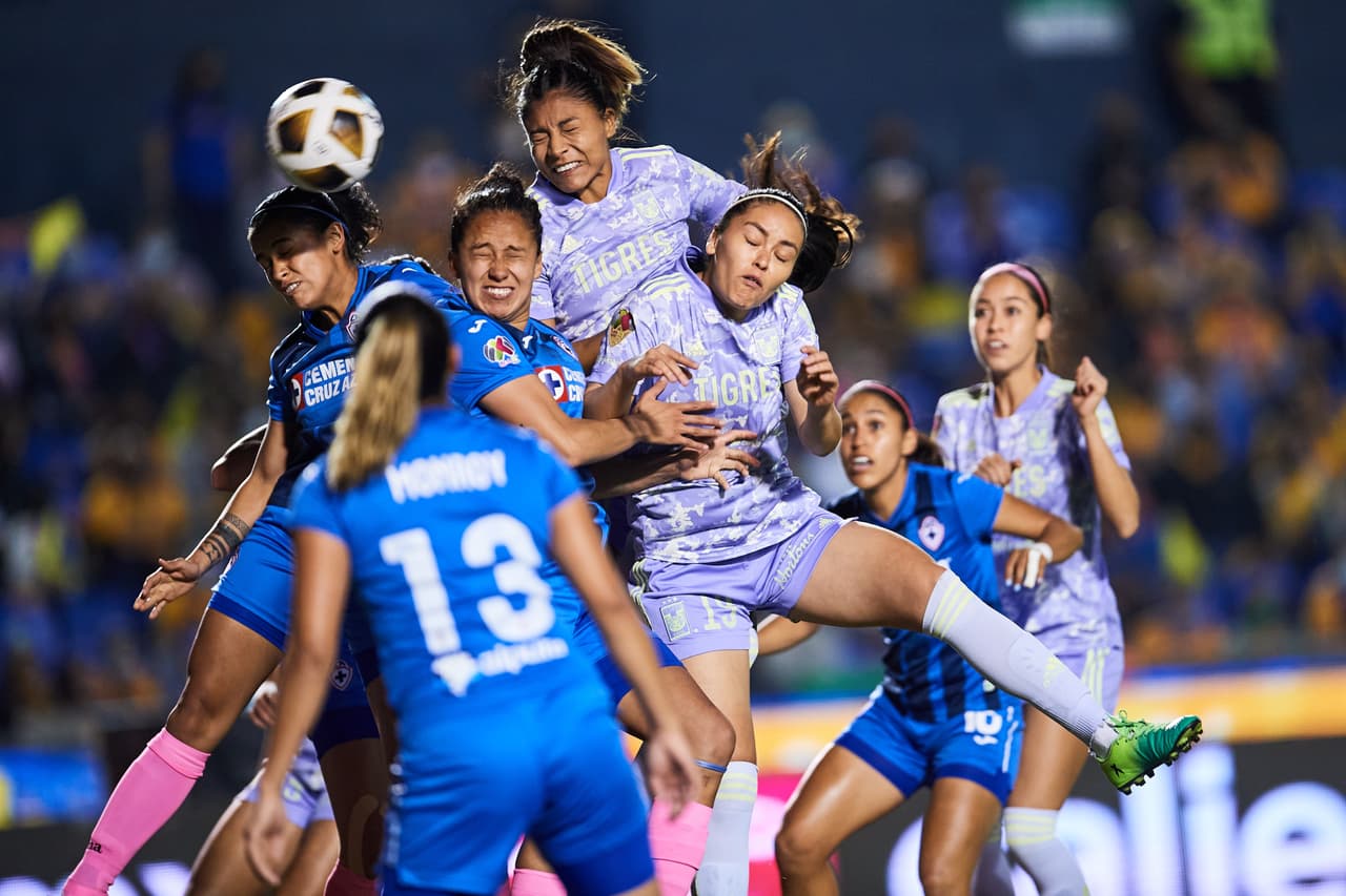 Tigres no tuvo piedad de Cruz Azul y con una goleada de escándalo anvanzó a la Semifinal de la Liga MX Femenil.