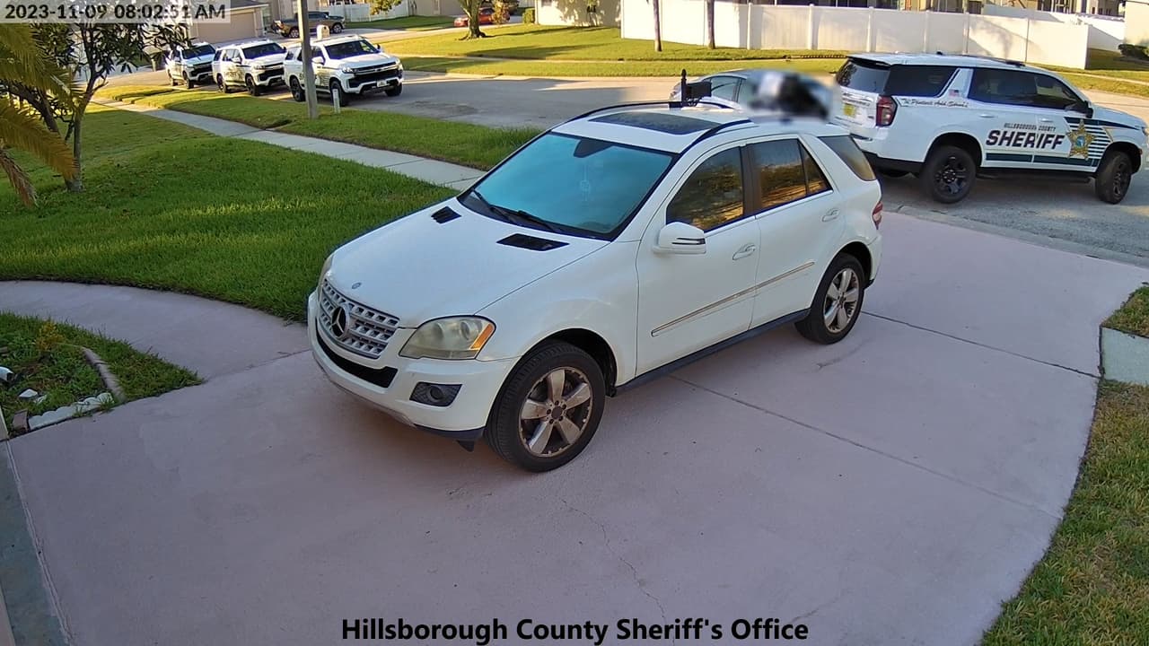 Varias cámaras de seguridad de la zona registraron el violento ataque.