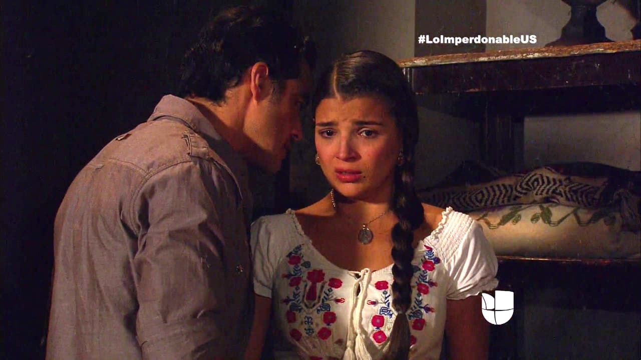 Ana Perla pudo salir un momento de su prisión, aunque fue amenazada por Manuel.