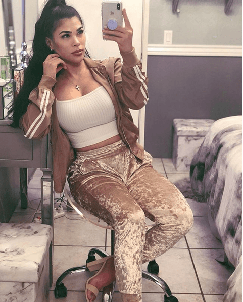 El autor del ataque, el 18 de noviembre de 2018, fue el propio esposo de Ostovich, el también luchador de MMA, Arnold Berdon.