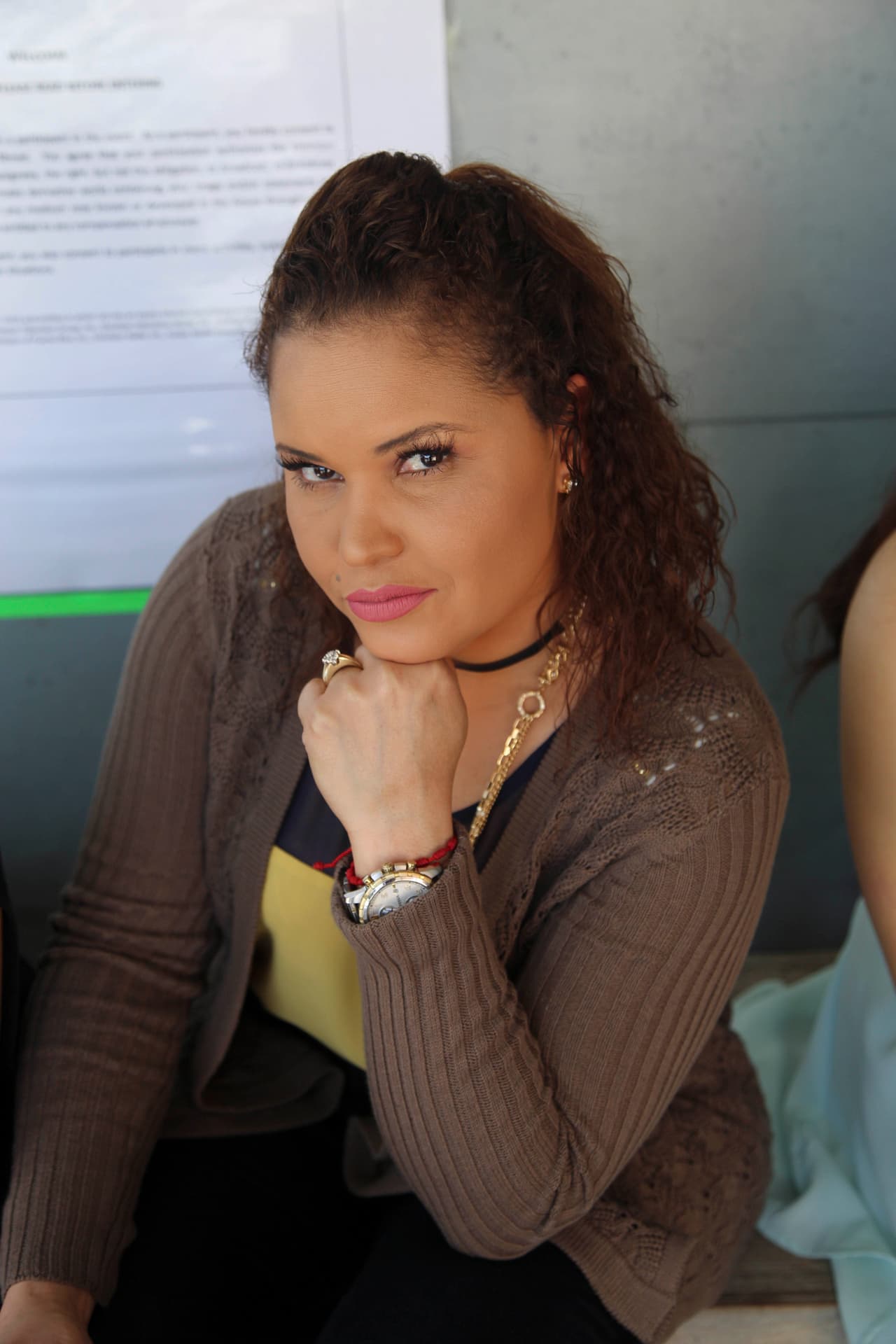 Las concursantes de La Reina de la Canción se enfrentarán en un 'Duelo de Reinas', donde tendrán que cantar a dúo con una compañera de su mismo equipo y probar quién es la mejor. Para eso, estuvieron ensayando con sus capitanes y mentores.