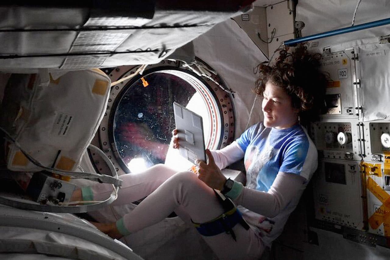 La astronauta estadounidense Christina H Koch, actual ocupante de la Estación Espacial Internacional.