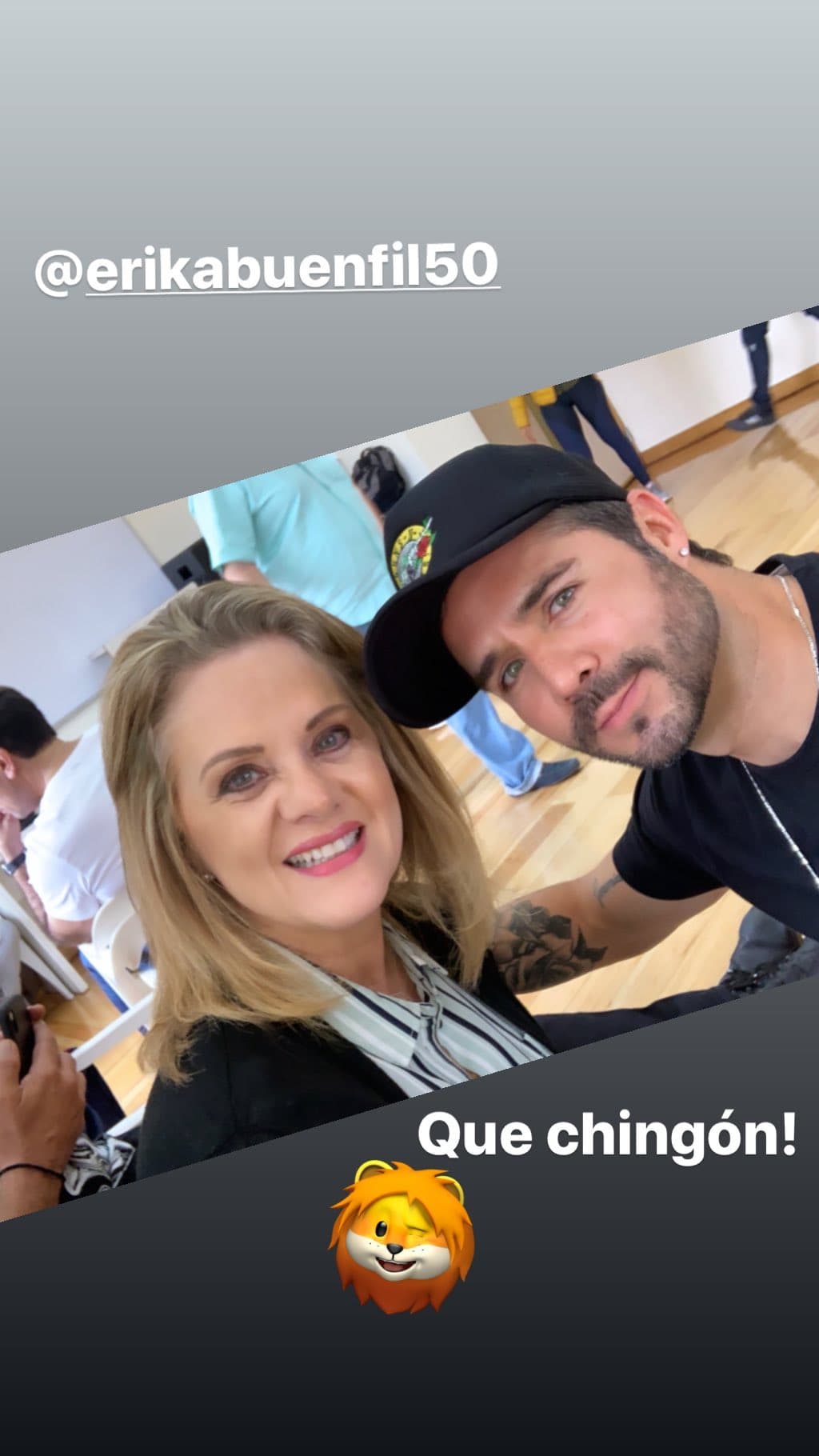El actor se mostró muy entusiasmado junto a la protagonista de Amores Verdaderos en Instagram Stories.