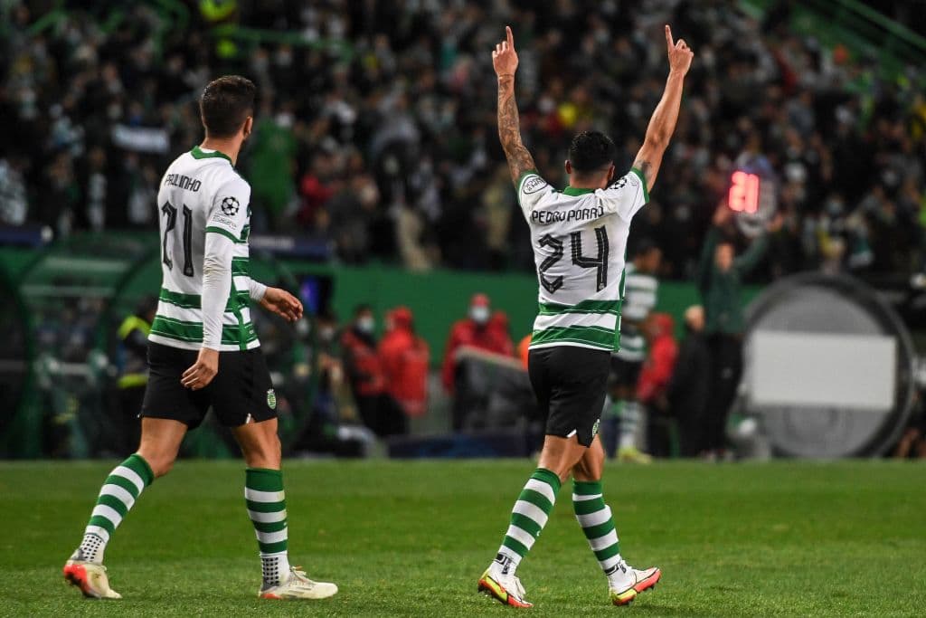 Milan le pega al Atlético de Madrid 1-0 gracias a la anotacion de Junior Messias al minuto 87, Borussia Dortumd cae con el Sporting CP 3-1 y se depiden la UEFA Champions League y el RB Leipzig pasa por encima del Club Brugge con un marcador de 0-5.