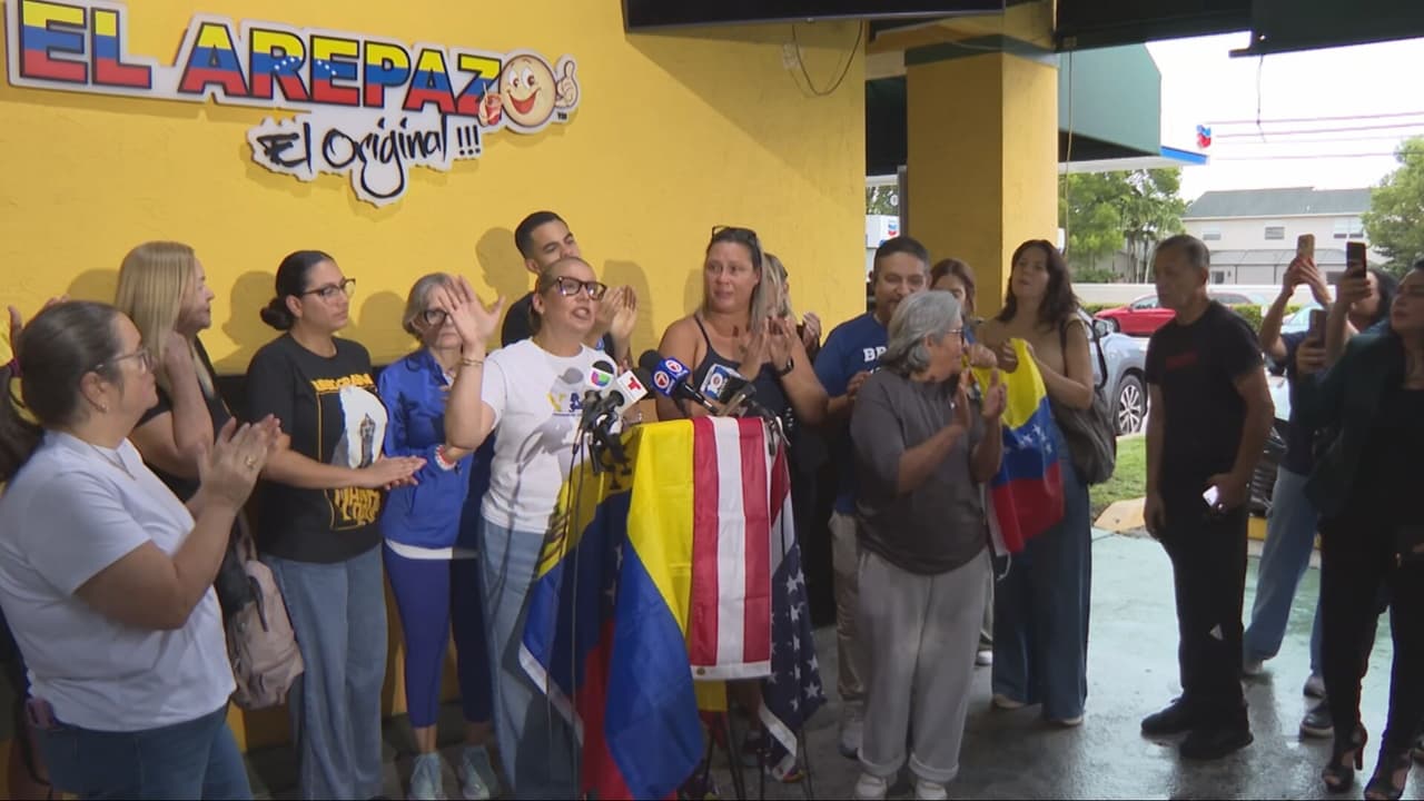 Venezolanos celebran fallo sobre el TPS que les permite seguir de forma legal en EE. UU.