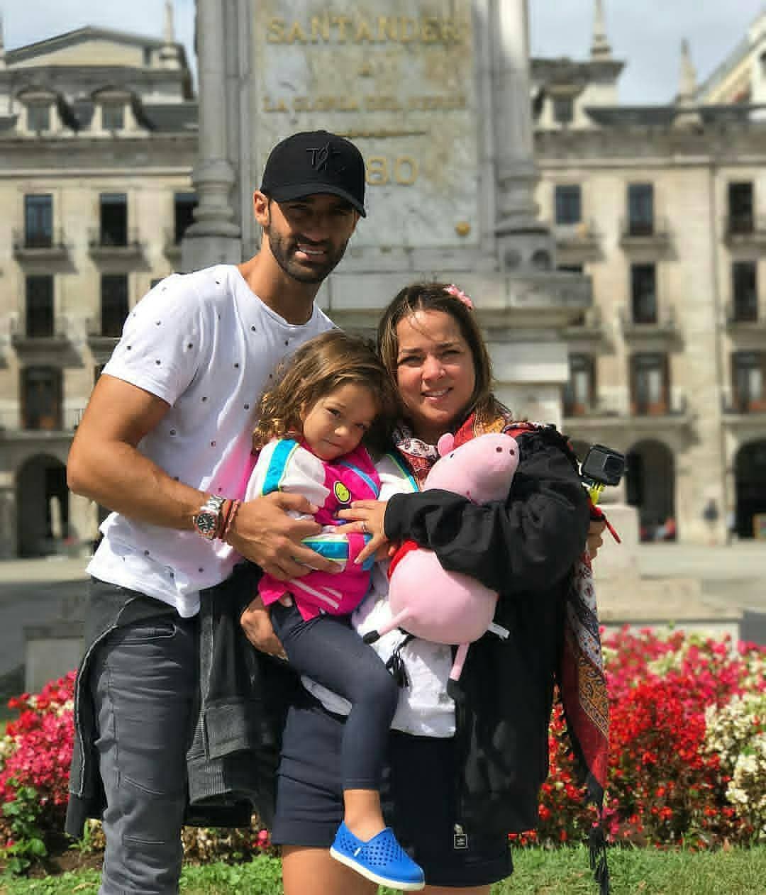 Hace pocos meses, Adamari López confesó que estaba preparando su cuerpo, ya que quería darle un hermanito a su primogénita.