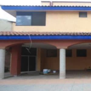 <h3 class="cms-H3-H3">Casa en León, Guanajuato</h3>
<br>
<br>
<b>Ubicación:</b> Col. Balcones del Campestre, León, Gto.
<br>
<b>Tipo de inmueble:</b> Casa habitación
<br>
<b>Superficie:</b> 1,000 m2
<br>
<b>Valor total del premio en especie y efectivo:</b> $14.12 millones de pesos