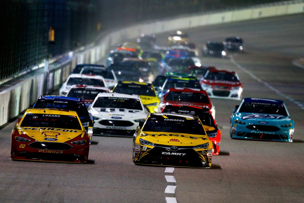 Emociones a más de 200 millas por hora en el Texas Motor Speedway