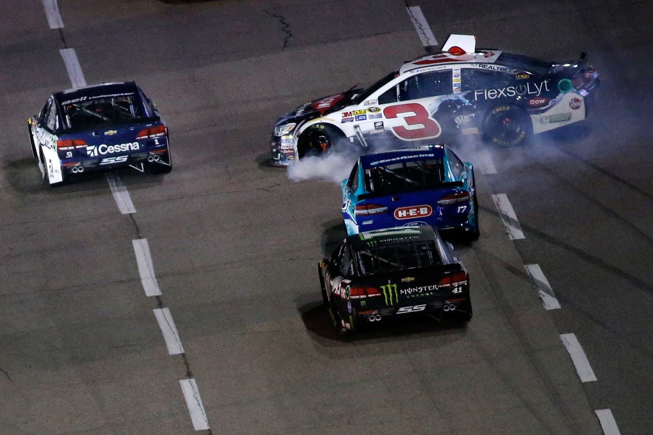 Emociones a más de 200 millas por hora en el Texas Motor Speedway