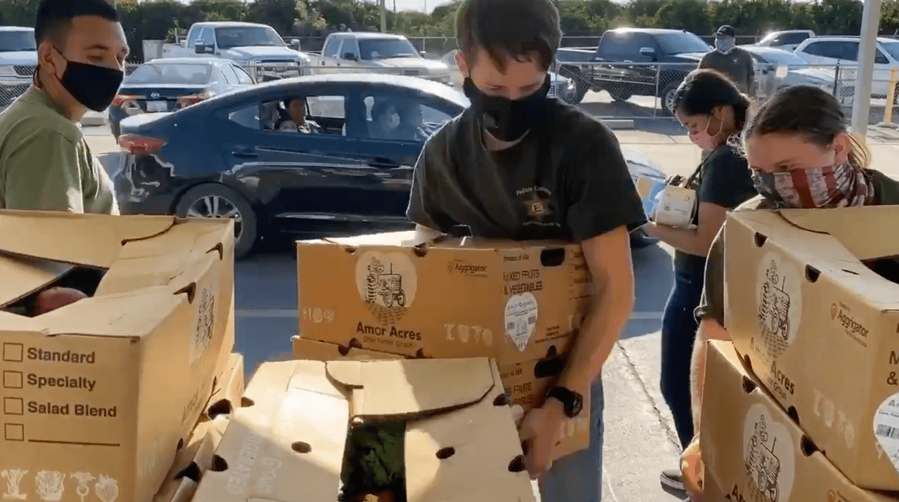 A la fecha, los voluntarios ya han estado en las localidades de
<b>Pixley, Tipton, Earlimart, Teviston, Traver, Orosí, Seville, Yetten, Goshen, Lemon Cove,</b> entre otras.