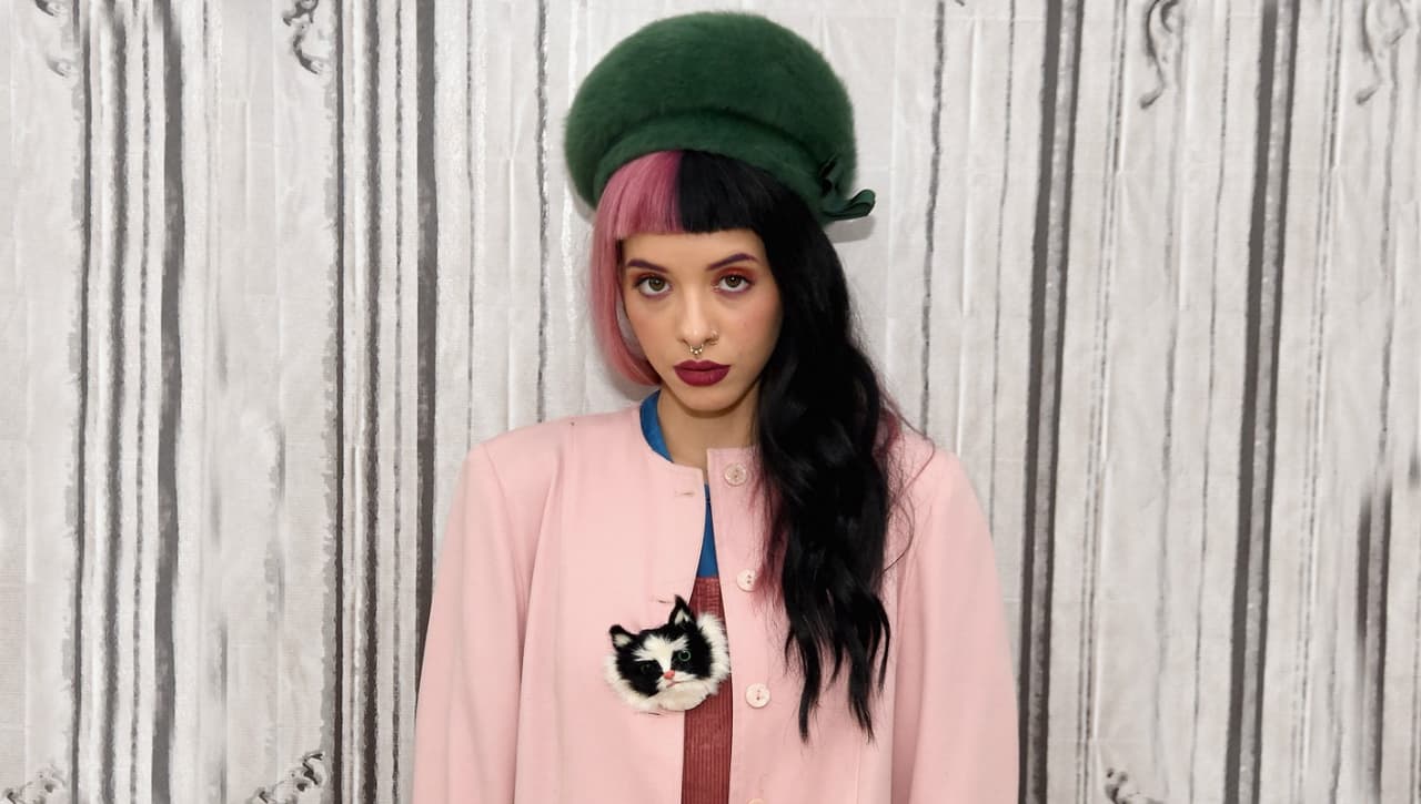 Melanie Martínez se horroriza al leer que quien fuese su mejor amiga la acusa de violarla