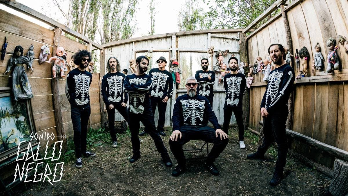 15 Propuestas de ritmos latinos que querrás poner en repeat todo el verano