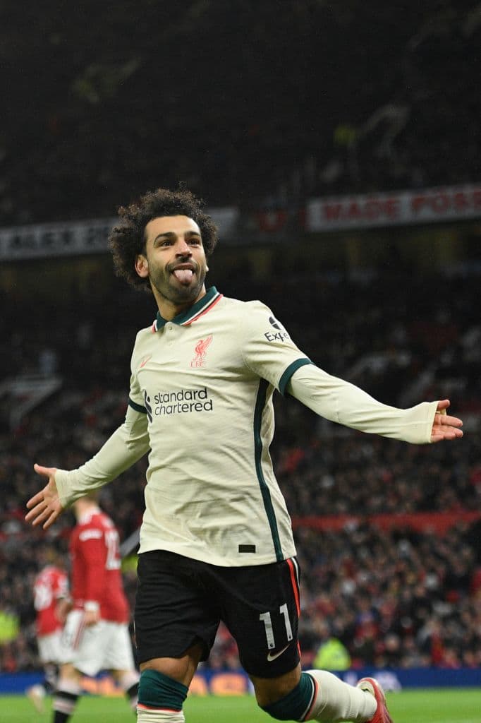 Manchester United sufre dolorosa derrota en Old Trafford ante el Liverpool, quien goleó 5-0 durante la J9. Nabi Keita (5'), Diogo Jota (13') y Mohamed Salah con hat-trick (38', 45+5' y 50') se encargaron de las anotaciones ante los locales; Cristiano Ronaldo no pudo anotar en esta ocasión.