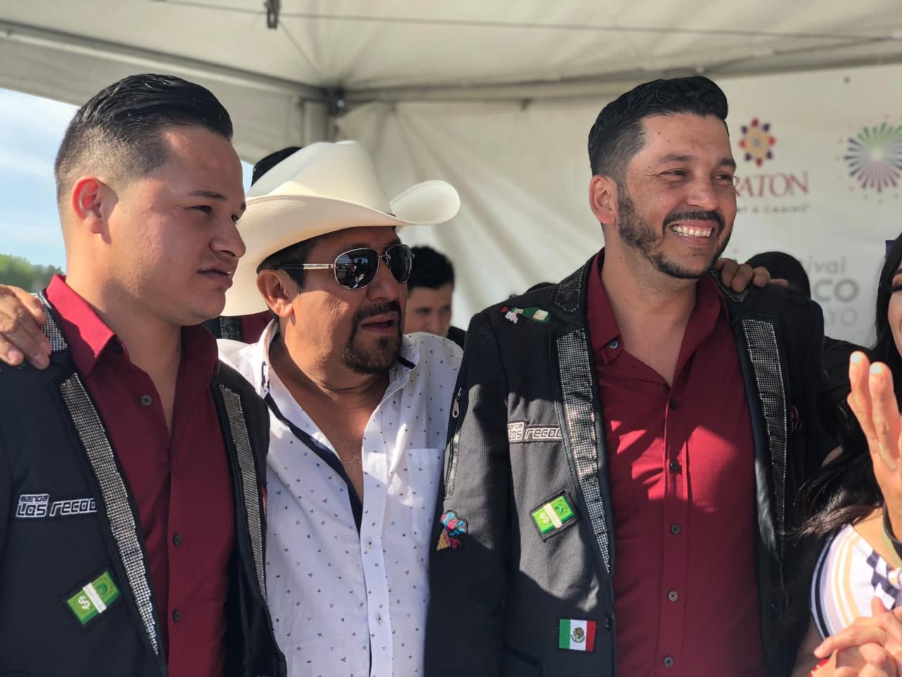 El ambiente fue el mejor con los Recoditos, Banda Carnaval, Jesús Chairez y Lupita Infante, entre otros artistas.