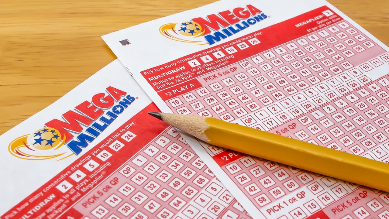 Mega Millions deja un ganador de 3 millones de dólares en Nueva York; Powerball reparte $150 mil