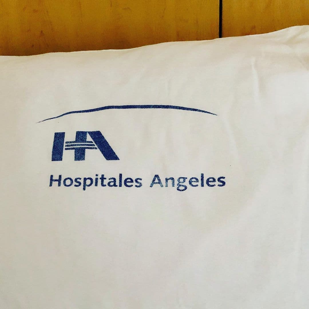 La argentina de 65 años utilizó su cuenta de Instagram para explicar cómo la vida la sacudió con la noticia "de un instante para el otro" y sus prioridades cambiaron. "Ahí la llevamos pasito a pasito, seguros de que vamos a lograrlo", escribió.