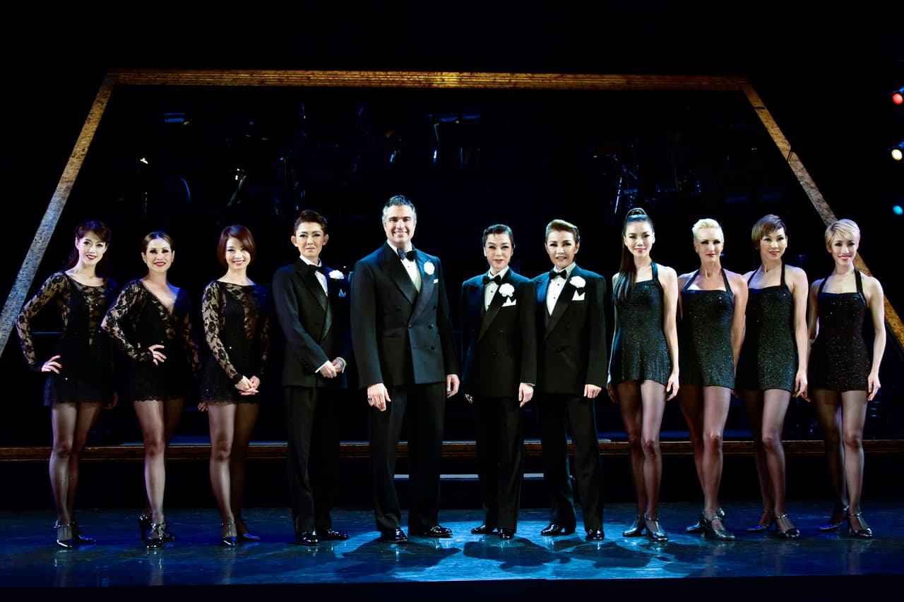 Era la primera vez que dos actores mexicanos protagonizaban la obra musical en inglés.