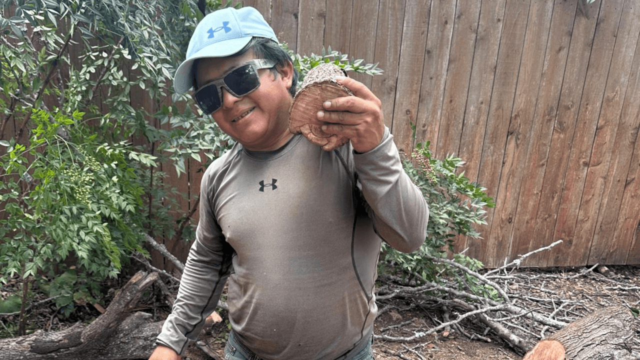 El Ministerio de Relaciones Exteriores de Guatemala se pronunció luego del arresto de Raymundo. “La Misión Consular se mantiene en comunicación con las autoridades del lugar para poder entrevistarlo y verificar su estado de salud, así como brindarle toda la asistencia que necesite, incluyendo la comunicación con sus familiares”, dice parte del comunicado.