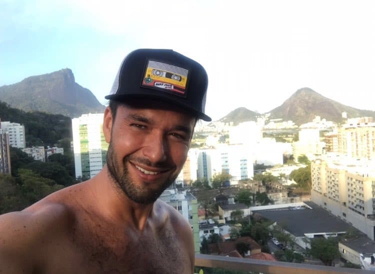 En su natal Brasil ha dado mucho qué hablar gracias a sus romances, entre sus supuestas conquistas se encuentran la actriz Débora Bloch, la modelo Alinne Moraes, la actriz Danielle Winits y se le relacionó en algún momento con la top model
<b>Naomi Campbell.</b>