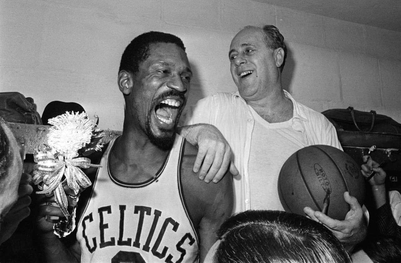 <b>Boston Celtics: Bill Russell</b>. El auténtico 'señor de los anillos' de la NBA. Ganador de 11 campeonatos, el máximo individual de un jugador. Líder en rebotes (21,620) y segundo en minutos (40,726).