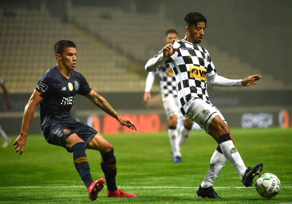 ‘Tecatito’ abrió la feria de goles a los 47’ de juego. Oliveira (59’) hizo el segundo; Marega (67’, 71’) marcó doblete y Díaz (90+2’) cerró la cuenta. El siguiente compromiso del Porto en la Primeira Liga, será ante el Marítimo, mientras que Boavista se medirá con el Moreirense.