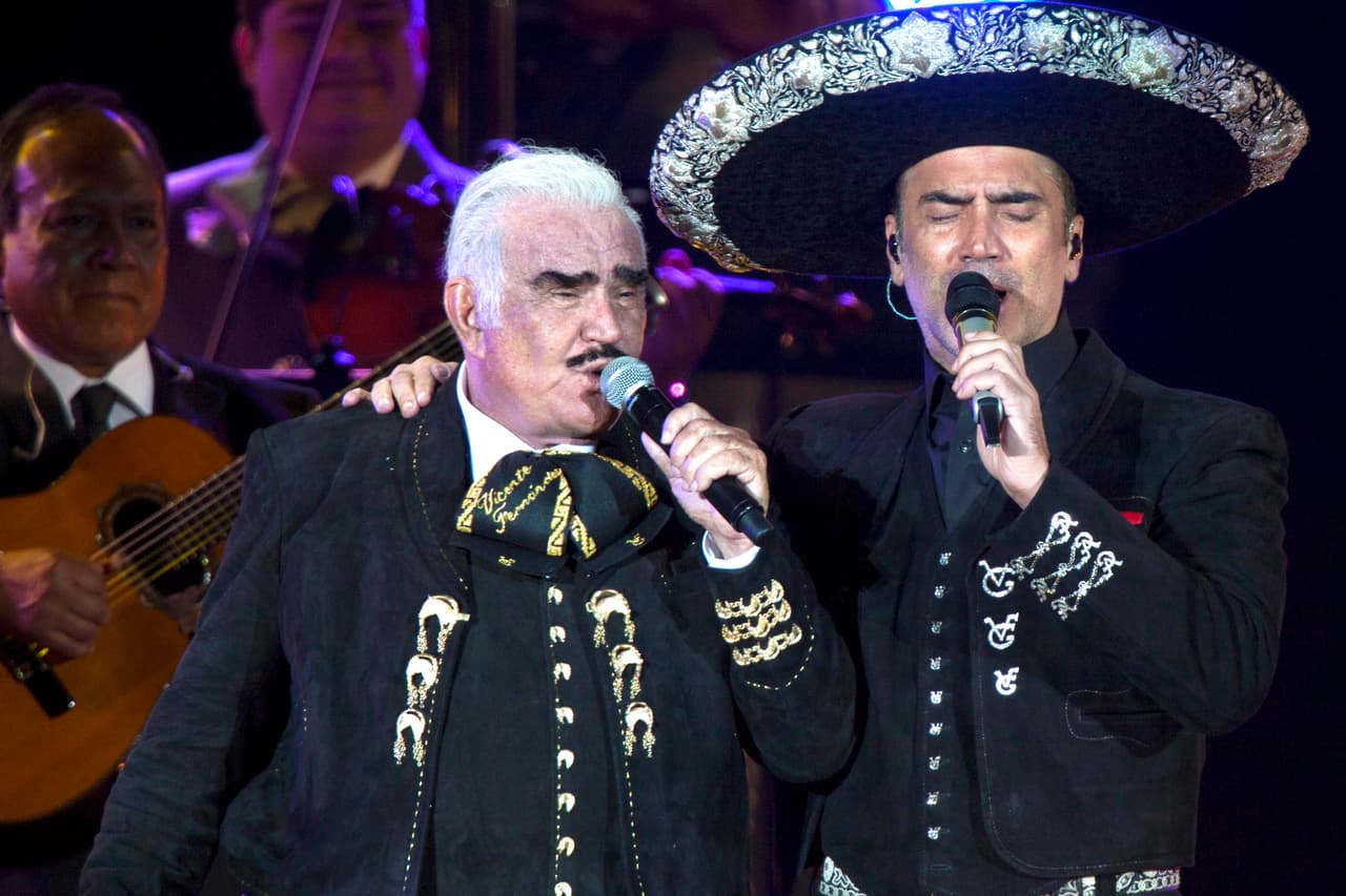 "...Siempre con la humildad que me enseñaste y la seguiré llevando por todo el mundo en donde se puedan abrir las puertas así como tú me lo encargaste, te amo papá”, dijo el Potrillo.