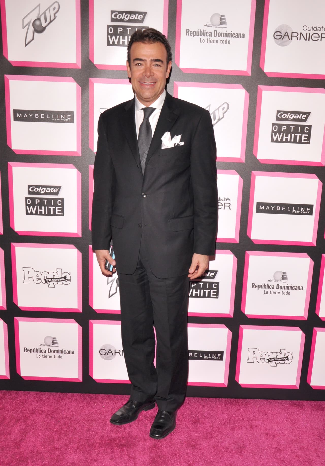 "Para nosotros es impresionante ver cómo sigue con ese ánimo y esa fuerza que nunca ha cambiado, es una inspiración para nosotros", contó.
<br>