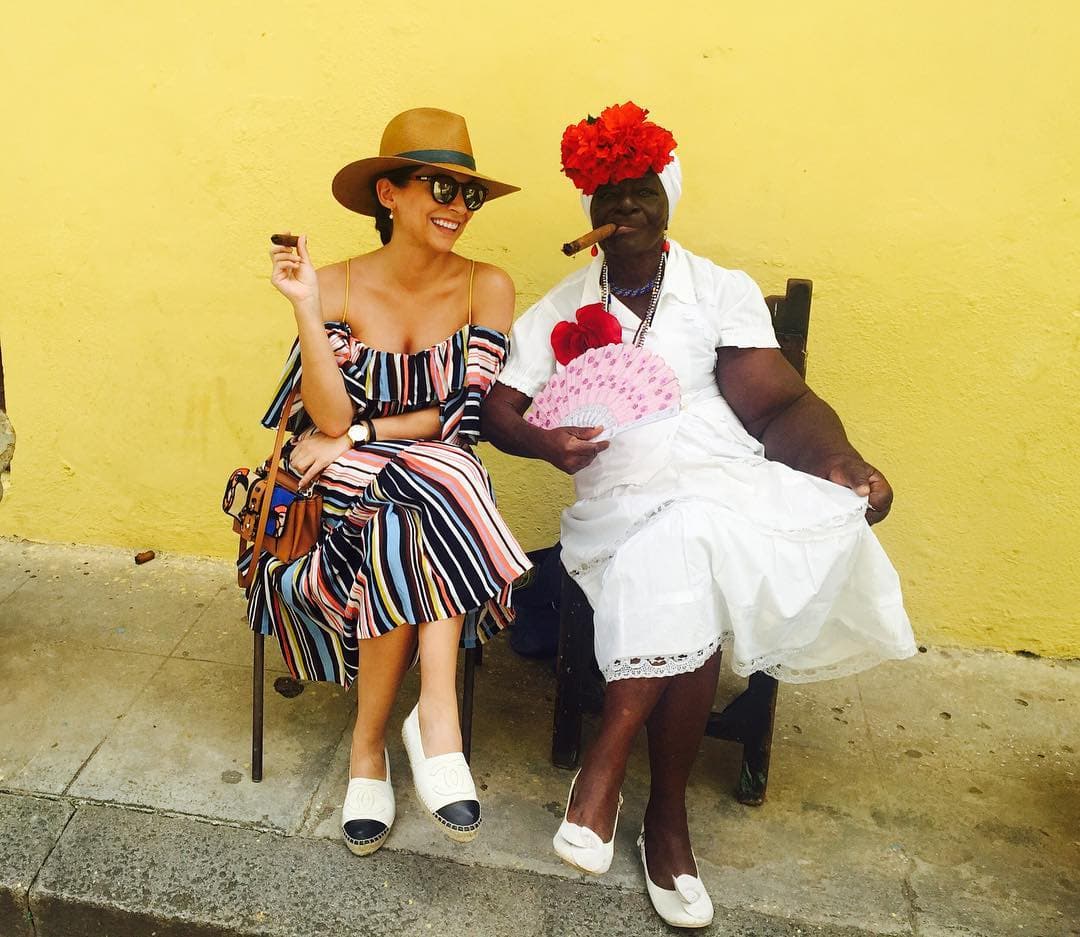 La hermosa Ana Brenda Contreras está gozando al máximo de sus vacaciones por Cuba.