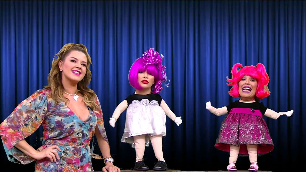 En el segmento del humor la vimos muy atenta a las travesuras de las 'comparritas'.