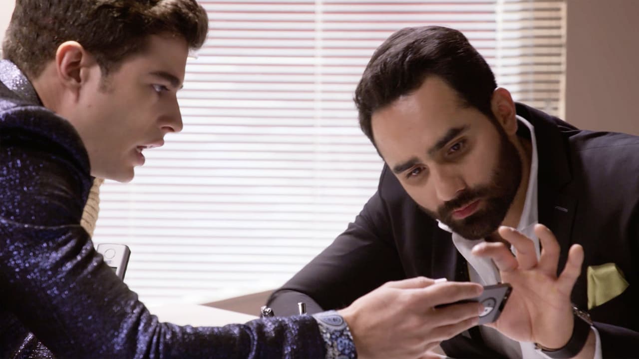 Esa es una buena razón para que la ambición se apoderara de él y así mantenerla encerrada. ¿Cuál personaje crees que sea el verdadero culpable?