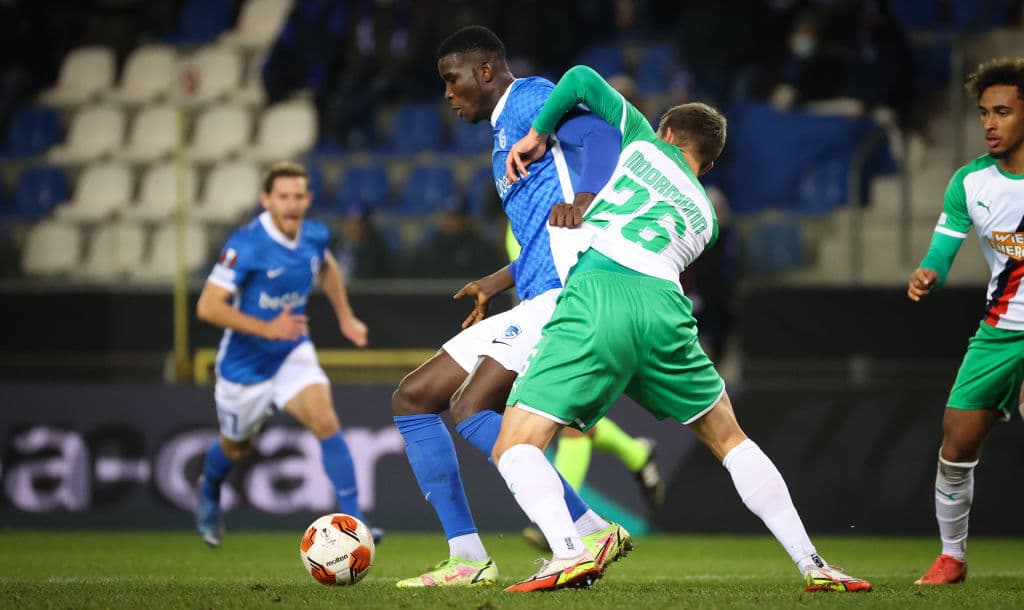 Las visitas son los dueños de la noche luego de que el Rapied Viena le pegara 0-1 al Genk y el Dinamo Zagreb soprende 0-1 al West Ham en Inglaterra.