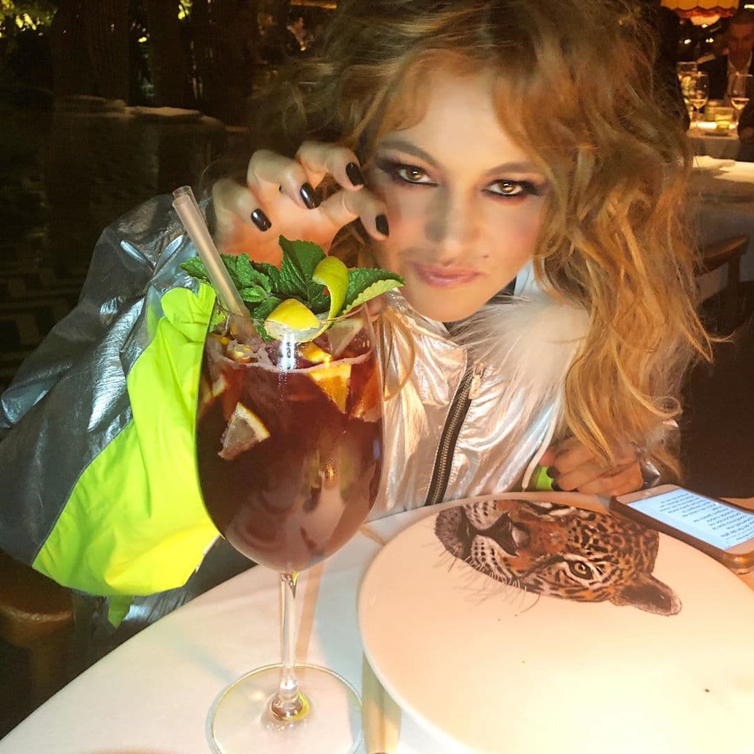 Sin embargo, aunque parezca negativo, la defensa de
<b>Rubio</b> utilizó favorablemente este argumento y presentó que contrario a lo que dice su expareja, ella en realidad no consume drogas ilegales.