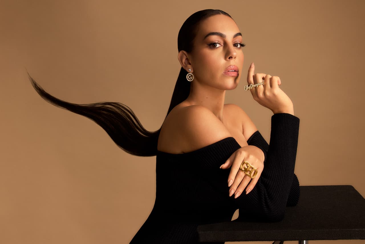 Georgina Rodríguez está viviendo
<a href="https://www.univision.com/famosos/georgina-rodriguez-novia-de-cristiano-ronaldo-compartio-las-primeras-fotos-de-su-pancita-de-embarazo">uno de sus mejores momentos</a>. En sus palabras, sus “sueños se están haciendo realidad”.