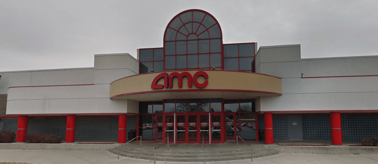 <b>AMC Crestwood 18</b>
<br>13221 Rivercrest Dr, Crestwood, IL 60418