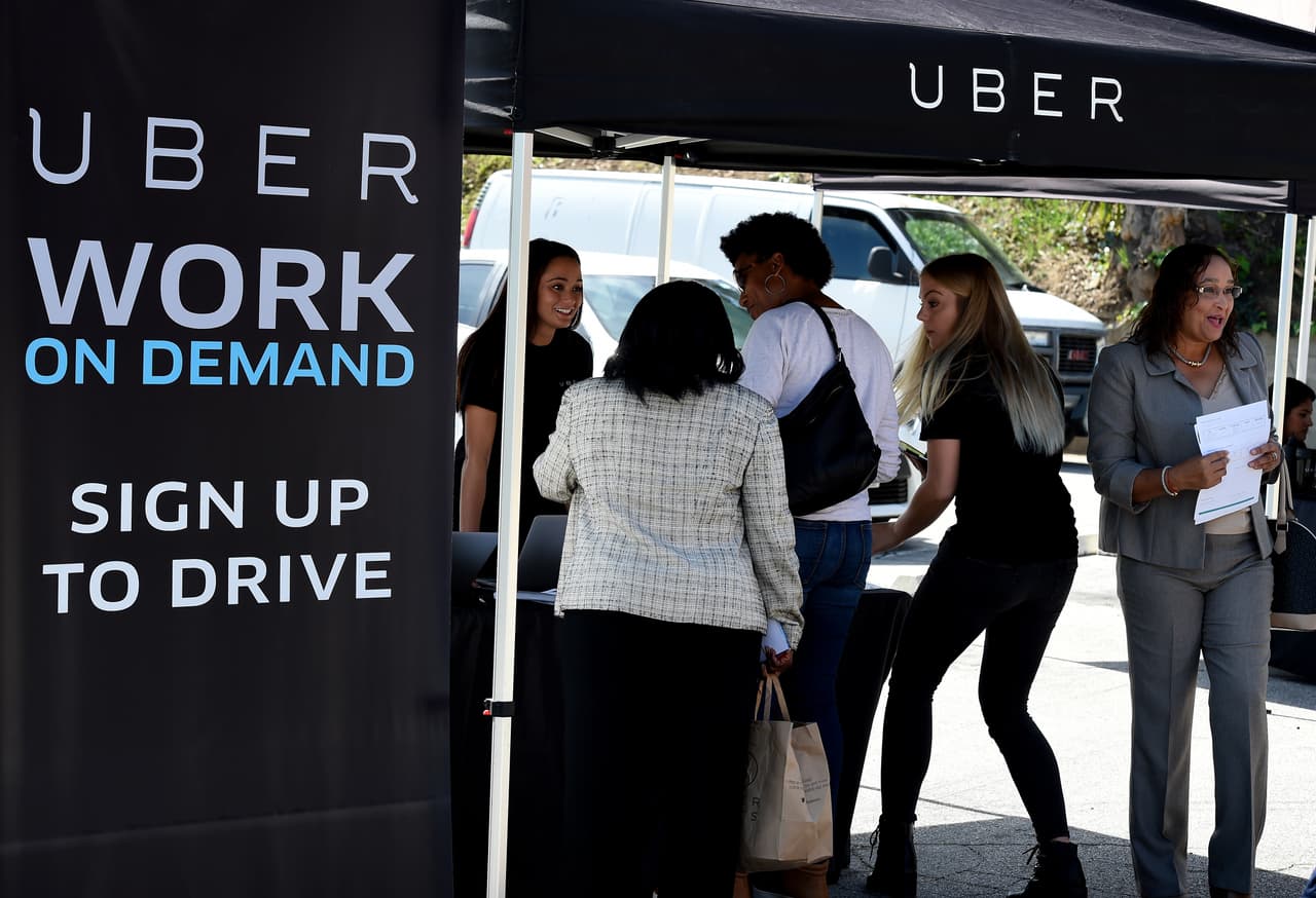 Uber busca 12,000 conductores para Los Ángeles