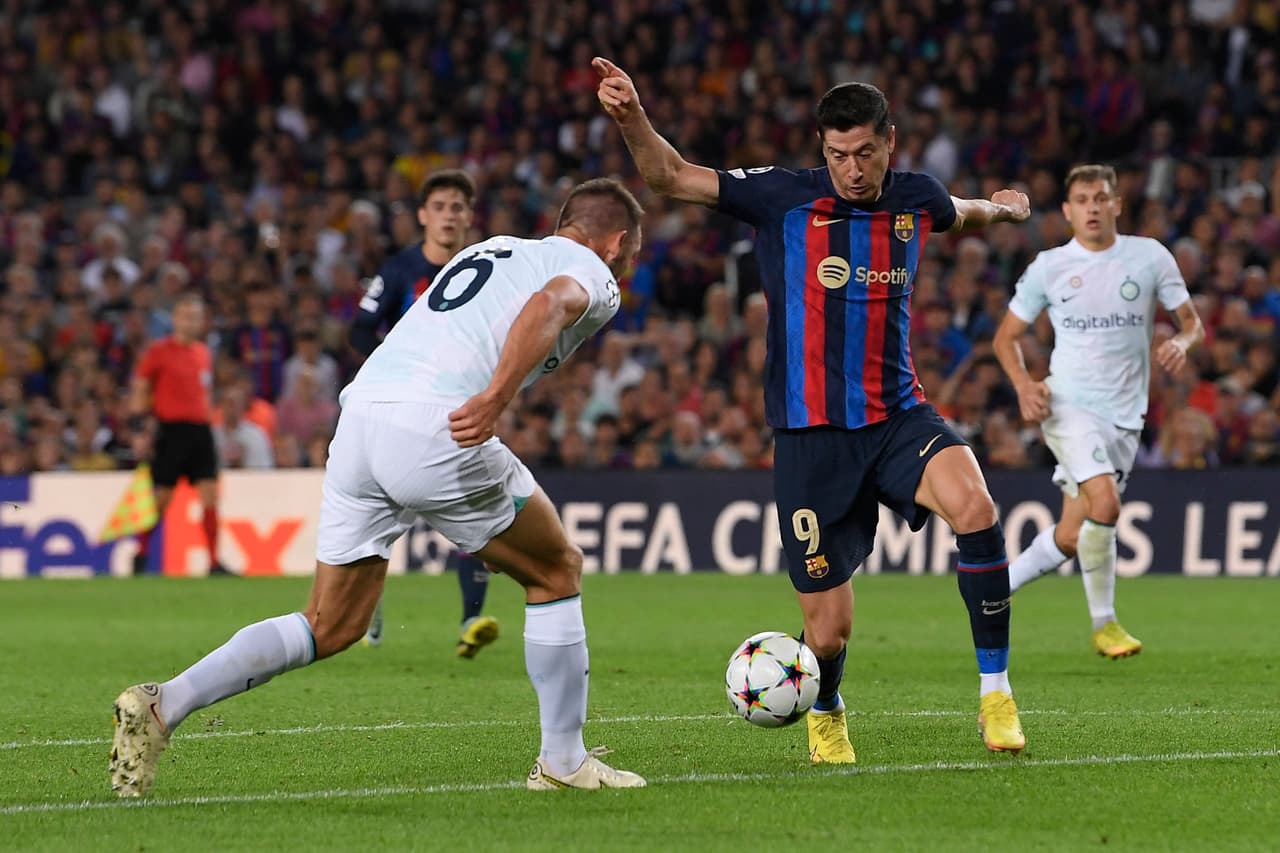 El Inter de Milán con goles de Barella, Lautaro Martínez y Gosens hizo sufrir en demasía al Barcelona que prácticamente están fuera de la Champions League otra vez.