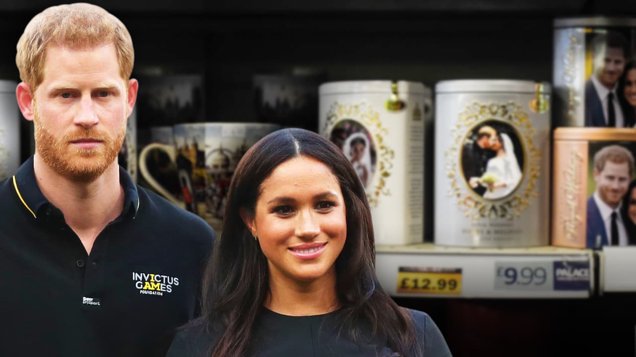 Venden en rebaja souvenirs oficiales de Meghan y Harry mientras que 'Megxit' ya se comercializa en internet