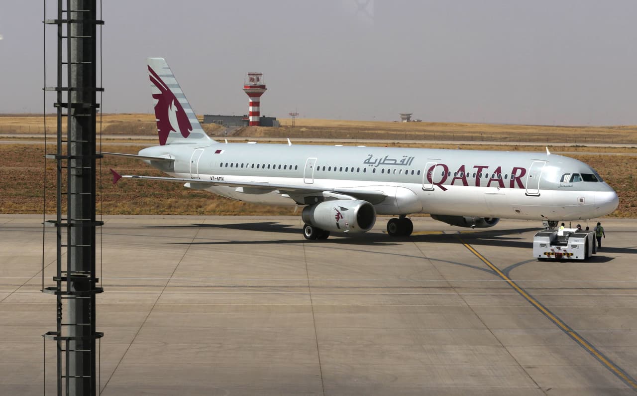 Las autoridades aeroportuarias de India hicieron registro del incidente que llevó al avión de Qatar a hacer un aterrizaje de emergencia.