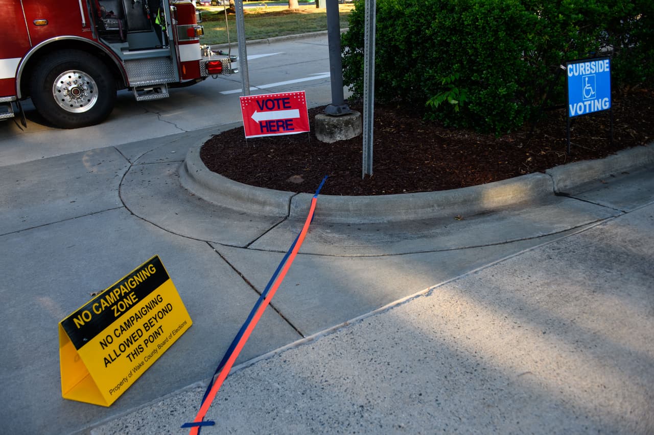 Si ningún candidato recibe más del 30% de los votos, el candidato que quedó en segundo lugar puede exigir una segunda primaria, a celebrarse el 26 de julio.