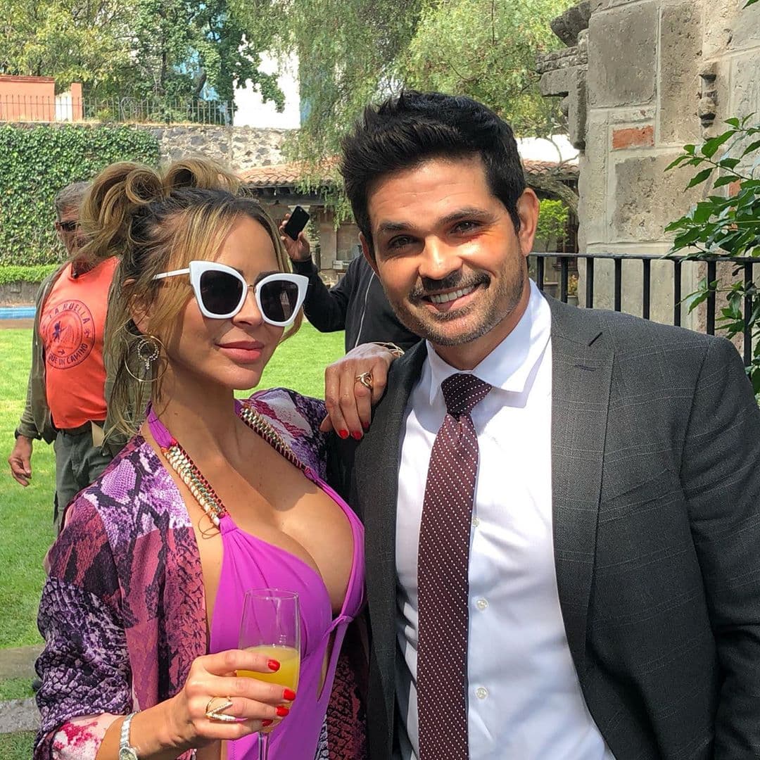 Para ello, Oriana se aliará con su hijo Damián (Ferdinando Valencia), para quedarse con la fortuna de los Reyes Alonso y hacerle la vida imposible a Ricardo (Adrián Uribe).