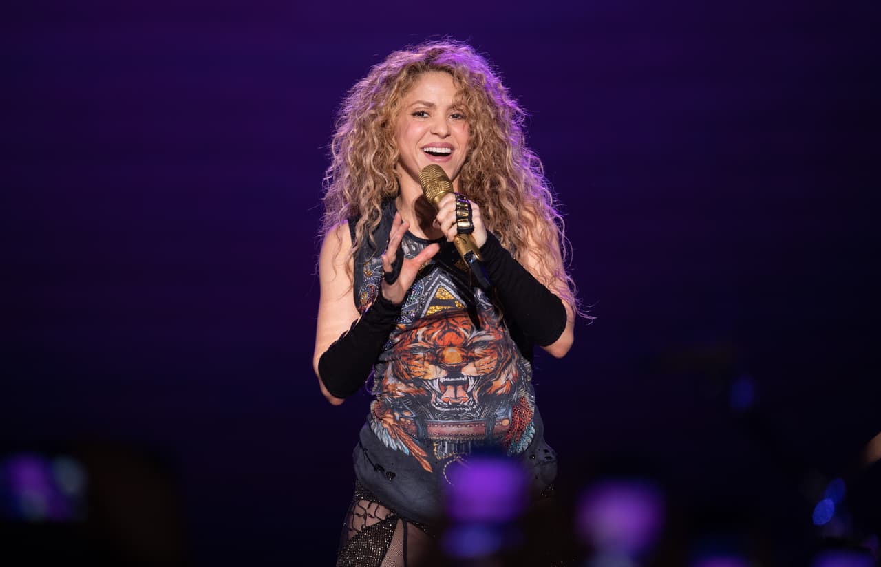 “¡Anoche veía las caras de todos y cada uno de ustedes desde el escenario y no se me olvidan!”, escribió en su cuenta de
<b><a href="https://www.instagram.com/shakira/">Instagram</a></b> junto a una foto en la que aparece sonriendo.