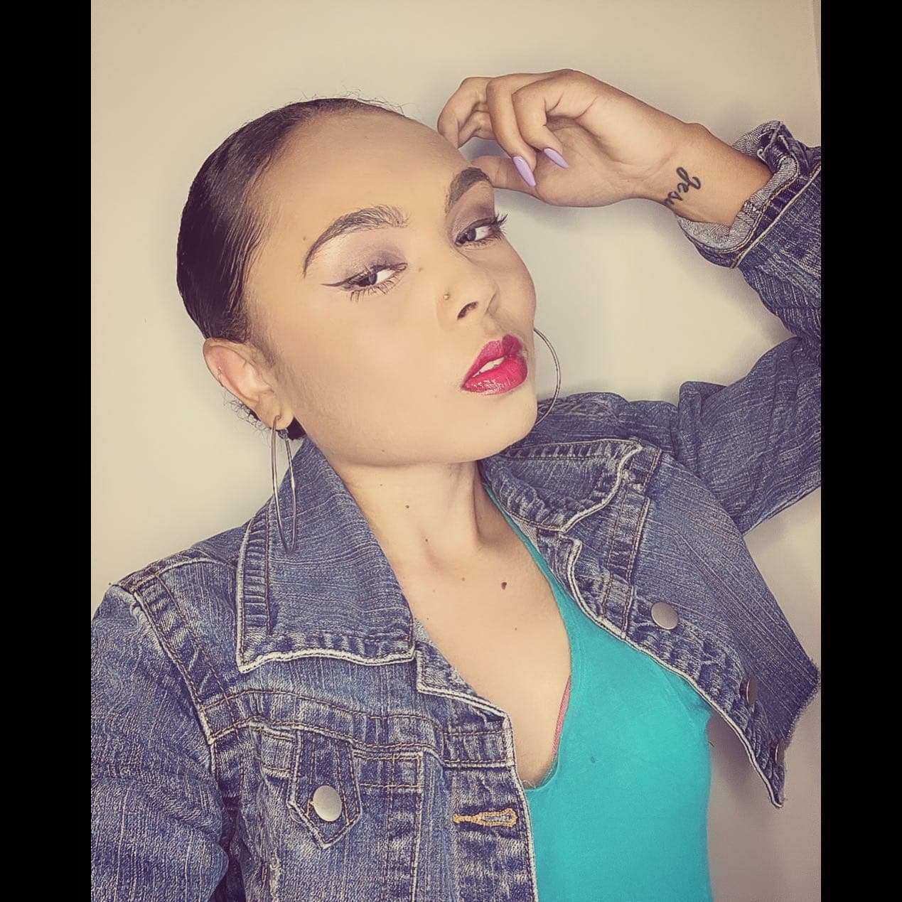 Davael siguió actuando hasta 2000, su último proyecto fue ‘Bruno’ y después se retiró para estudiar en la Universidad de Kentucky. Actualmente, es una celebridad en las redes sociales y una influencer con una cuenta de Cameo en la que cobra por mensajes o saludos personalizados.