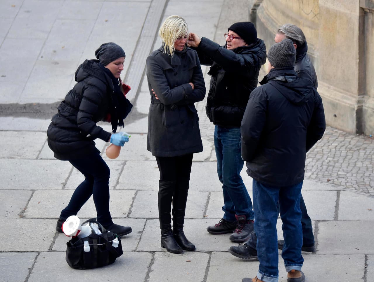 La producción se aseguró de darle un look gélido.