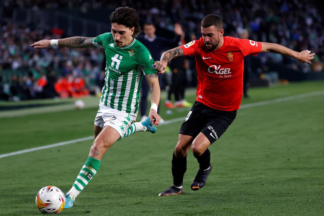Real Betis suma un triunfo en casa ante Mallorca, con marcador de 2-1 durante la J25 en La Liga. Alexandre Moreno Lopera (25’) y Willian José, de penalti (83’), le dan el triunfo sobre la única anotación por parte de Vedat Muriqi al 75’; Lainez y Guardado fueron convocados para el encuentro.
