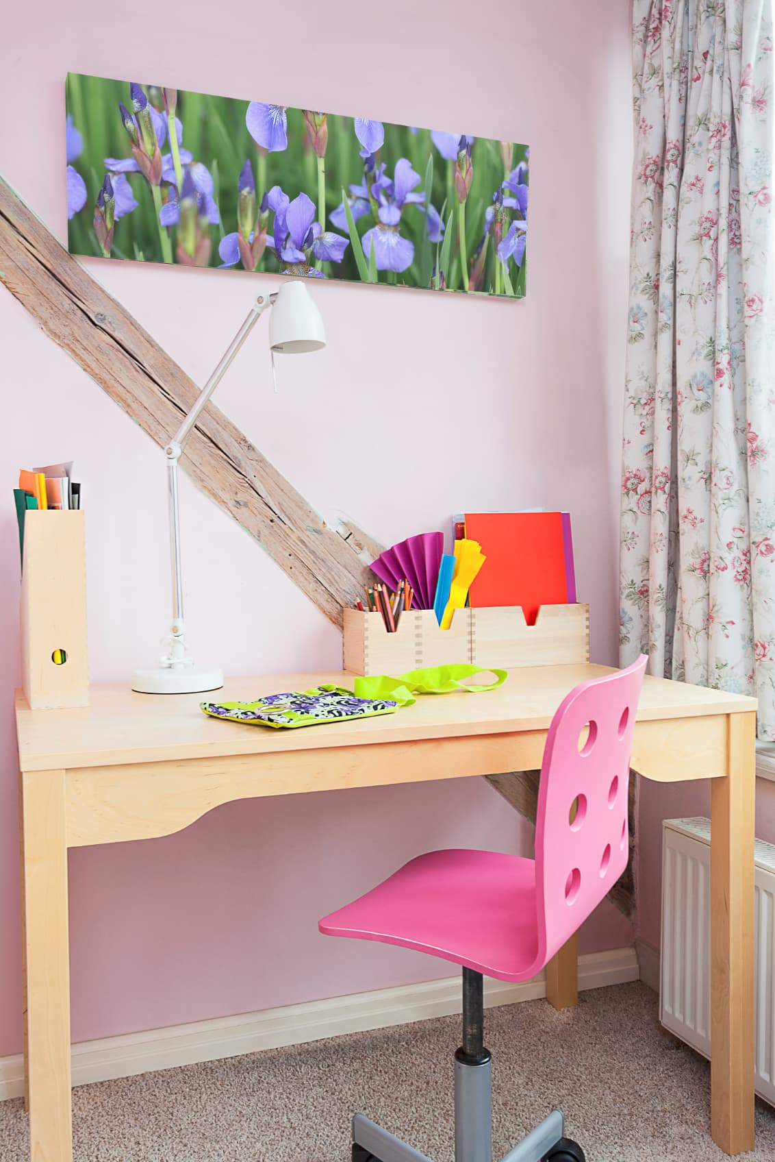 Tener a la mano. Para guardar, botar o regalar, ten contigo distintas bolsas o contenedores grandes y, de paso, los productos de limpieza que vayas a utilizar luego.