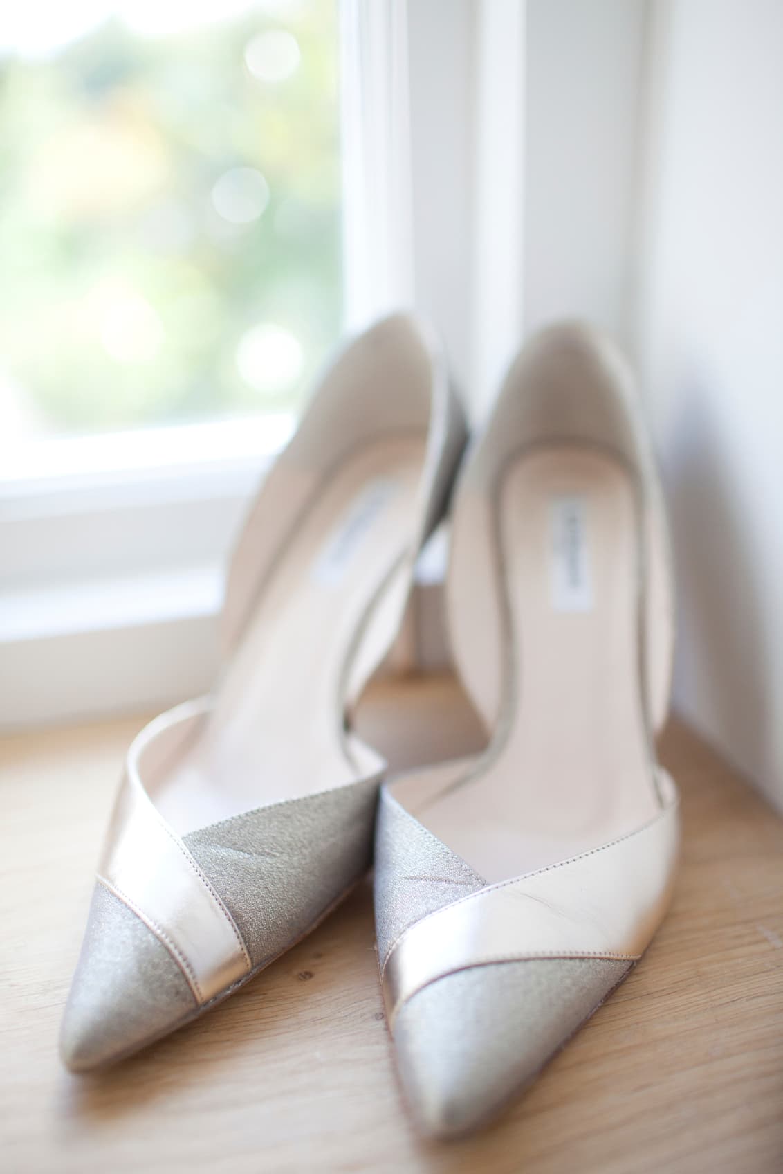 ‘Rack’ para zapatos. Organizar el calzado en este tipo de estantes es ideal. Ganarás espacio y, visualmente, el efecto será mucho más estético.