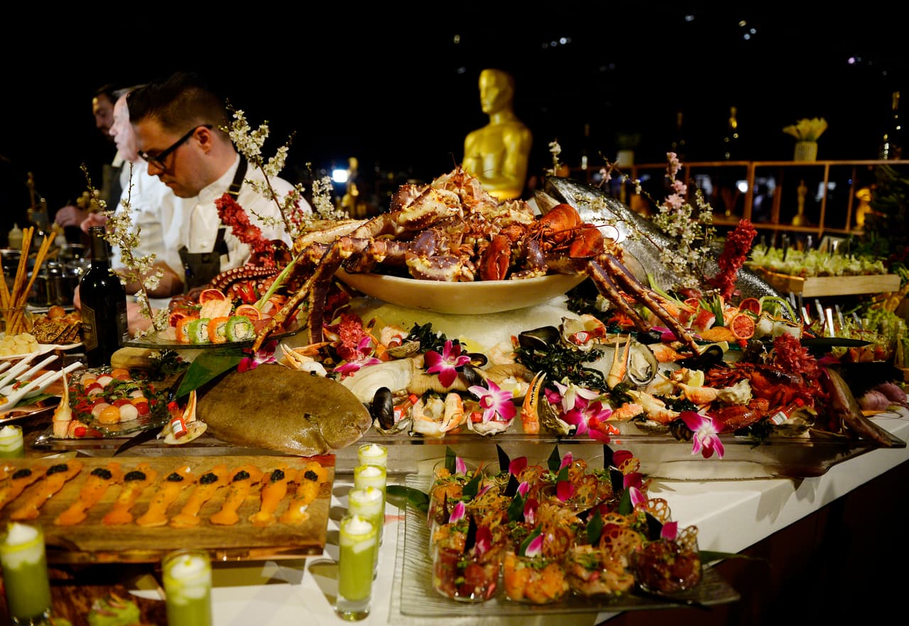 Salmón, mariscos, caviar... todo lo que quieran los famosos lo tendrán.