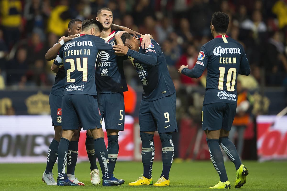 A los ocho minutos Guido Rodríguez (5) amplió la ventaja 2-0 para el América, una situación muy cómoda para los Azulcrema.